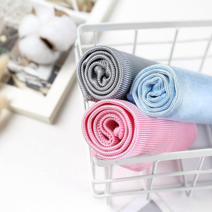 Microfiber glass cleaning towel